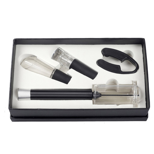 סט אביזרי יין עם פותחן פנאומטי. 