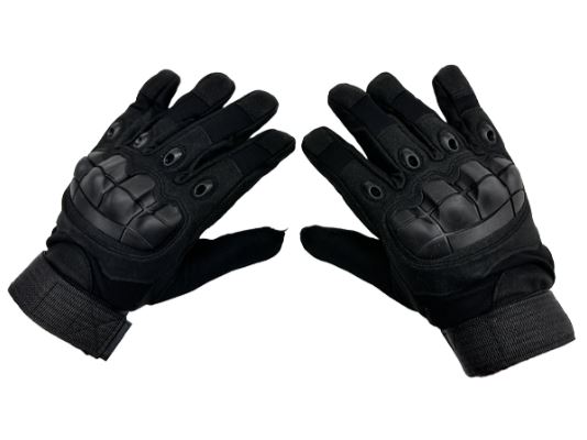 כפפות טקטיות איכותיות שלמות. 
עשויות בד עבה ונעים.
לשמירה על הידיים בימים קרים.
מתאימה לחיילים, לרוכבים ועוד.
תוספת מגני פלסטיק קשיחים בגב היד להגנה מירבית.
נקודות סיליקון בכף היד למניעת החלקה ואחיזה בטוחה וטובה יותר.
רצועת סקוץ’ לסגירה על מפרק היד.
מותאמות למסך מגע (כפפות טאץ’).