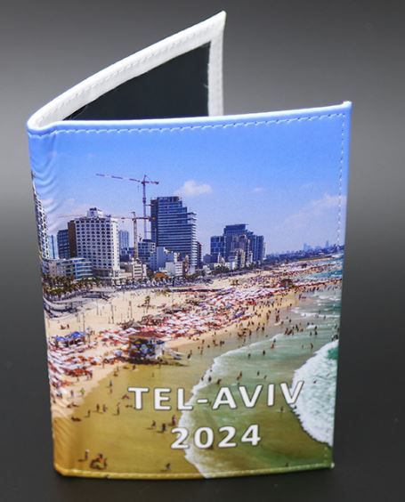 כיסוי דרכון איכותי המותאם להדפסת סובלימציה. 
חלק פנימי בצבע שחור עם כיסים שקופים.
בד איכותי הנשמר לאורך זמן. 