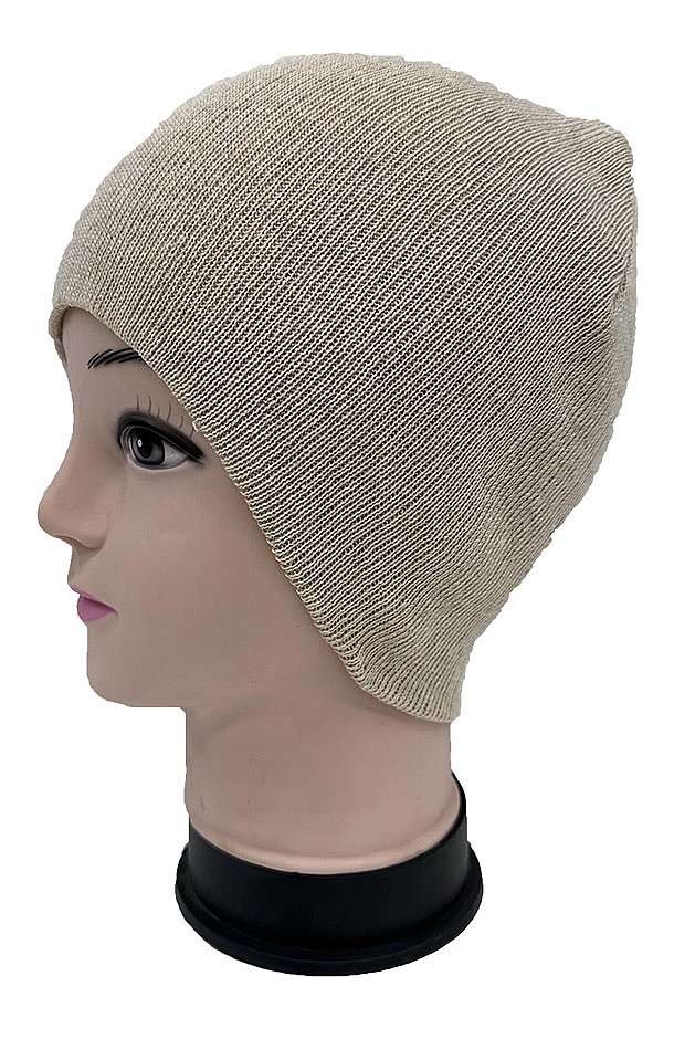 כובע גרב גושן - כובע חורפי ואלגנטי לימים קרים. 
כובע דק עשוי צמר דק.
מחמם ונעים למגע על הראש. 
מתאים לכל מידת ראש, גם לגברים וגם לנשים. 
נמתח ומתלבש יפה.