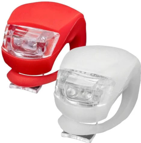 זוג פנסי אופניים. 
פנסי לד חסכוניים.
כולל תפסן סיליקון לחיבור מהיר.
זמן עבודה רציף כ 70 שעות.
פנס אור לבן לקדימה.
פנס אור אדום לאחורה.
4 מצבי הפעלה: כבוי/דלוק/מהבהב/מהבהב מהיר.
התקנה ללא צורך בכלים.