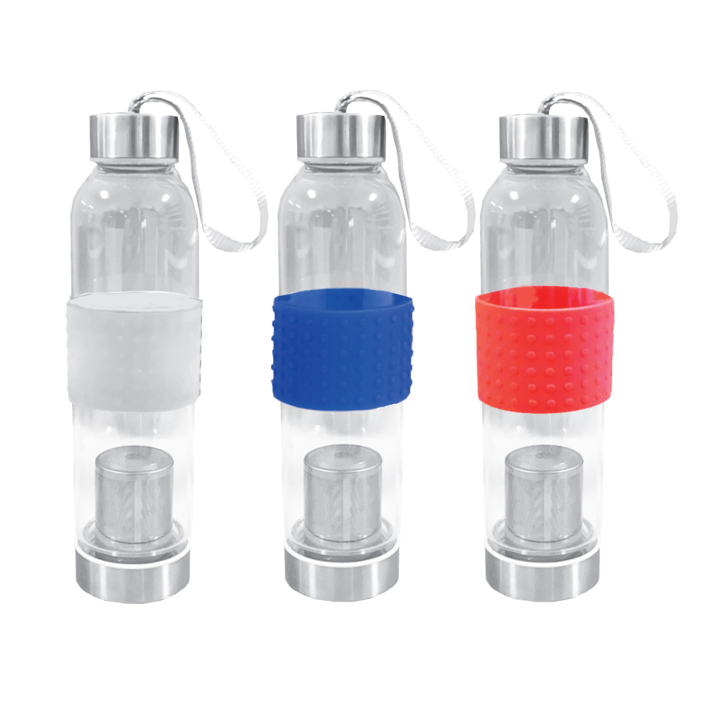 בקבוק זכוכית 750CC לחליטות צמחים ופירות עם חבק סילקון.
