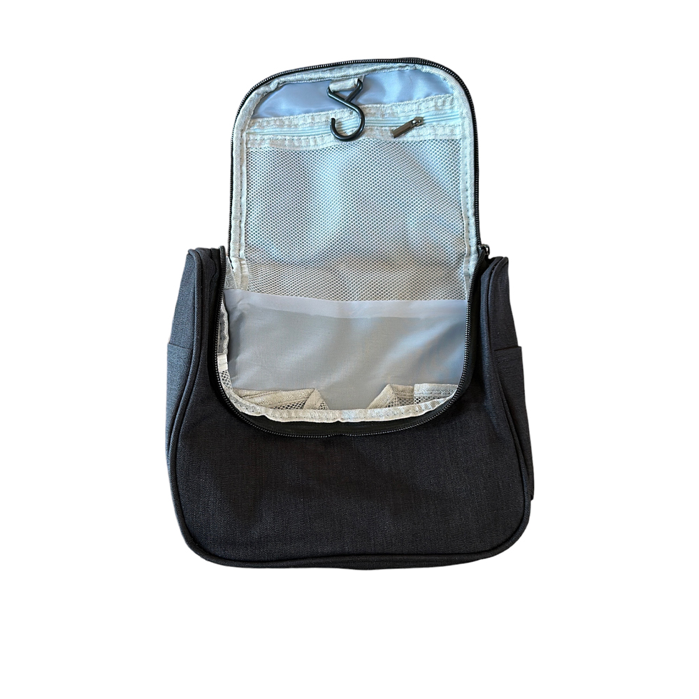 תיק רחצה פרימיום עם מתלה, 23.5x20x9 ס”מ.
עם תאי רשת לאחסון ותא אטום עם רוכסן.

