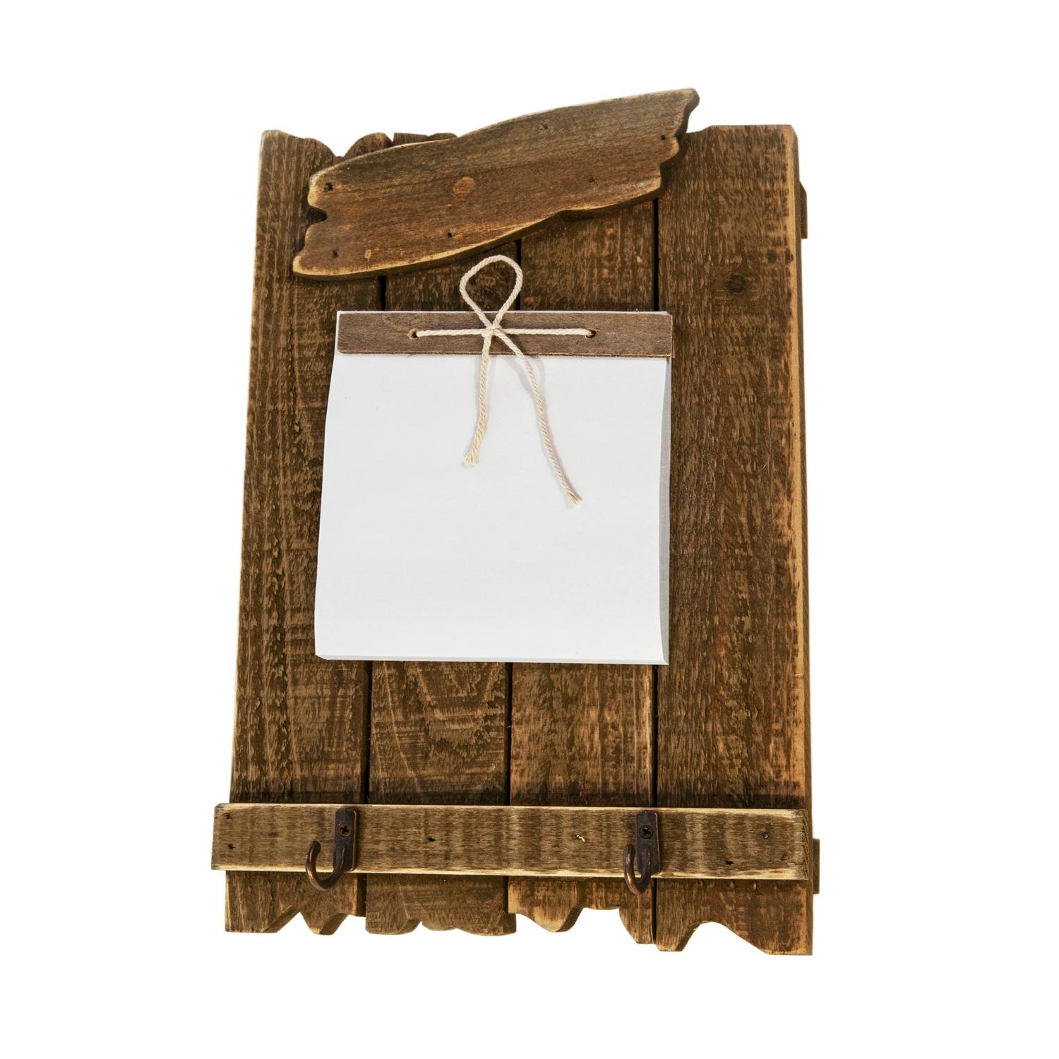 לוח תליה מעץ עם פתקי ממו ו-2 וויי תליה למפתחות.
מגיע עם פתקים להשארת הודעות.
בעל 2 מתלי מפתחות בחלק התחתון. 
