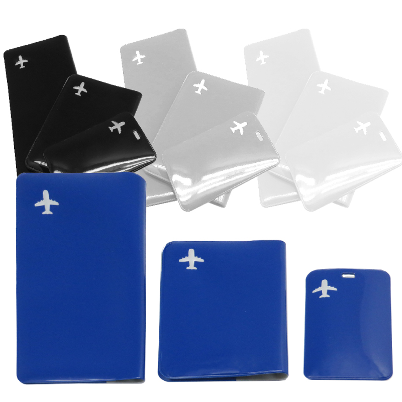 בונוס - סט טיסה עשוי PVC שלושה חלקים הכולל: תג שם למזוודה, נרתיק כריכה לדרכון ונרתיק לכרטיסי הטיסה. 