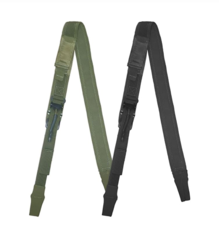 קומבט - רצועה טקטית מקצועית לנשק.
חזקה ועמידה במיוחד.
בעלת מנגנון שחרור/כוונון מהיר.
תופסני מתכת.