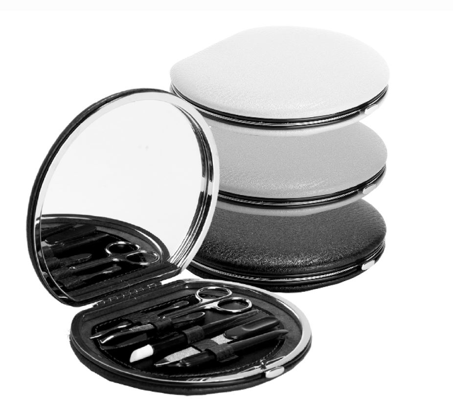 מייקאפ - סט מניקור פדיקור5 חלקים עם מראה, במארז יוקרתי דמוי עור.  
מידות: 12.5x14.5 ס