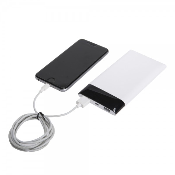 פורס- סוללת גיבוי חיצונית רב שימושית,MAH10,000  חזקה במיוחד, בעיצוב יוקרתי עם גימור דמוי עור,
עם 2 יציאות USB, המאפשרת הטענה במקביל
מסך תצוגה דיגיטלי, פנס וכבל טעינה משולב. 
מתאים למגוון טלפונים ניידים.
צג דיגיטלי.
מידות: 14.5x7 ס”מ
