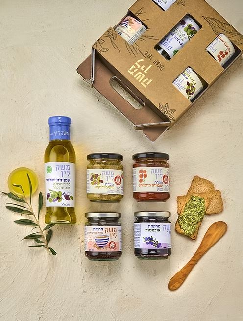 מארז שיטה - 
מארז מזוודה דקורטיבי 19x27x7 ס