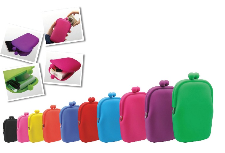 ארנק סיליקון לאיחסון.
מתאים לסלולר, כסף משקפיים ועוד...
