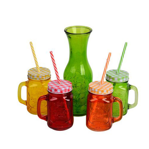 סט כוסות שייקים ושתייה קלה עם בקבוק הגשה. ארבע כוסות עם מכסה וקשית קשיחה רב שימושית.
קיבולת כל כוס 450 מ