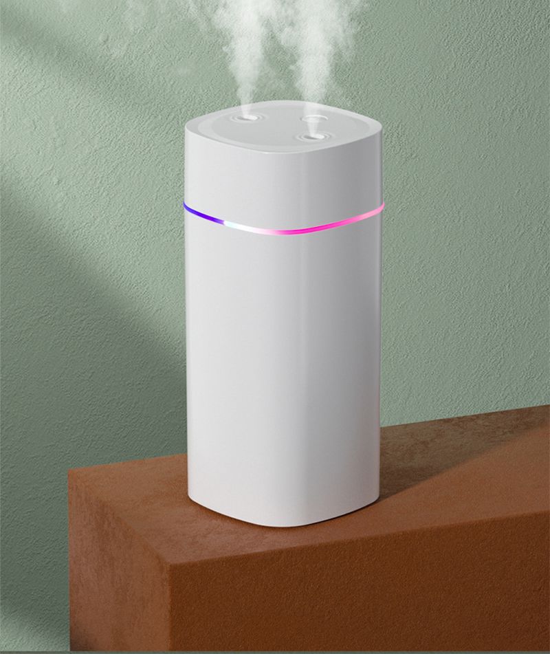 מפיץ ריח חשמלי.  

מידות: 16.5x7.8 ס