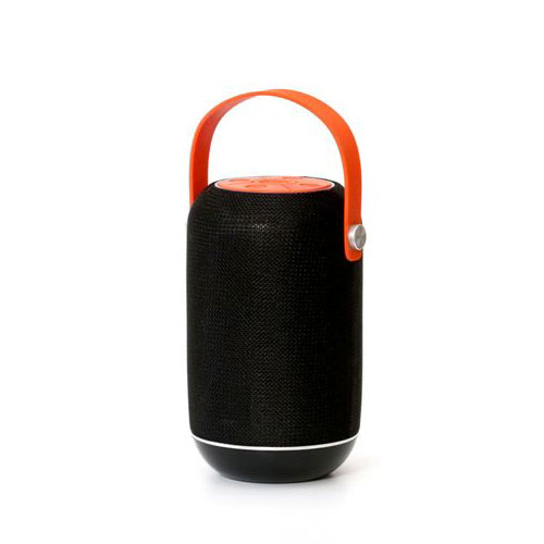 רמקול B.T איכותי בשילוב עם בד, רמת שמע מעולה.
תיבת תהודה המגבירה את עצמת השמע. 
עצמת הרמקול 5W.
קורא כרטיסי זיכרון. 
קוטר 8 ס