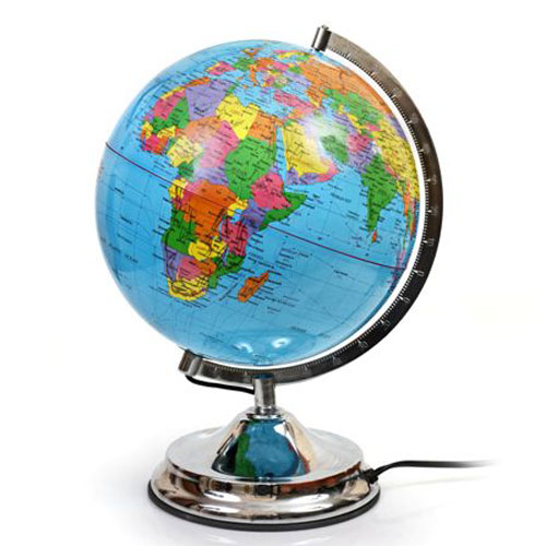 גלובוס דקורטיבי מפת העולם בעברית עם תאורה. 
קוטר 25 ס