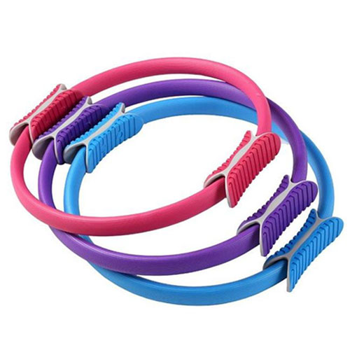 חישוק גמיש לחיזוק.
טבעת פילאטיס לעיצוב וחיזוק שרירי ליבה, ירכיים, ידים וגב. 
קלה לשימוש, מתאימה לכל רמת כושר ומושלמת לאימוני בית וסטודיו.  