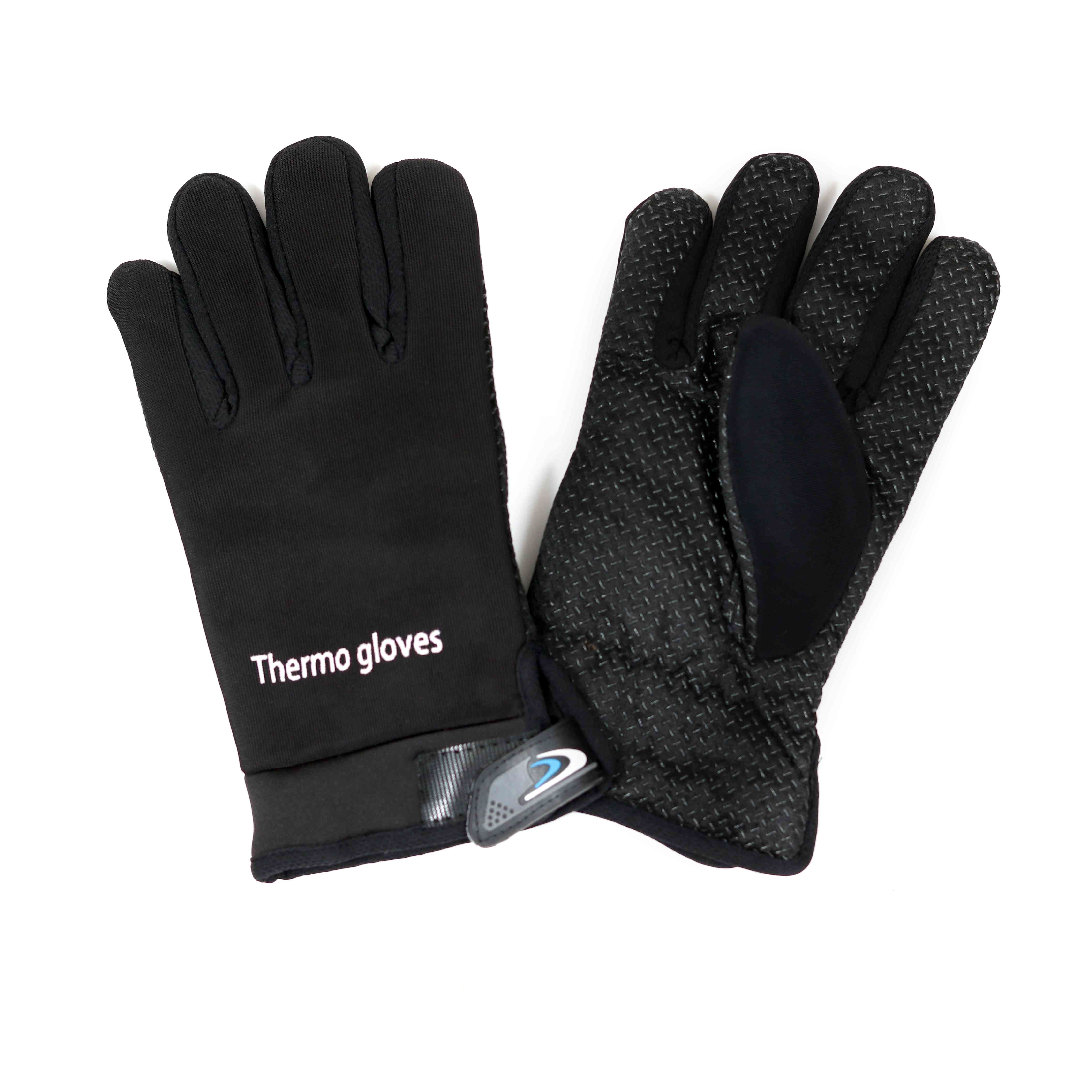 כפפות טרמיות לגבר עם בטנת פרווה

צבע: שחור.