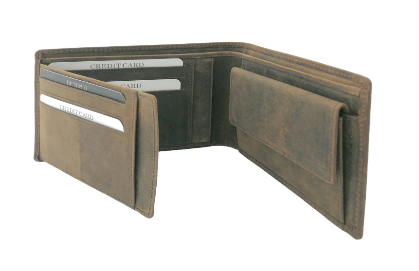 ארנק גבר מעור CRAZY HORSE. 
מידות: 12.5x9.5 ס