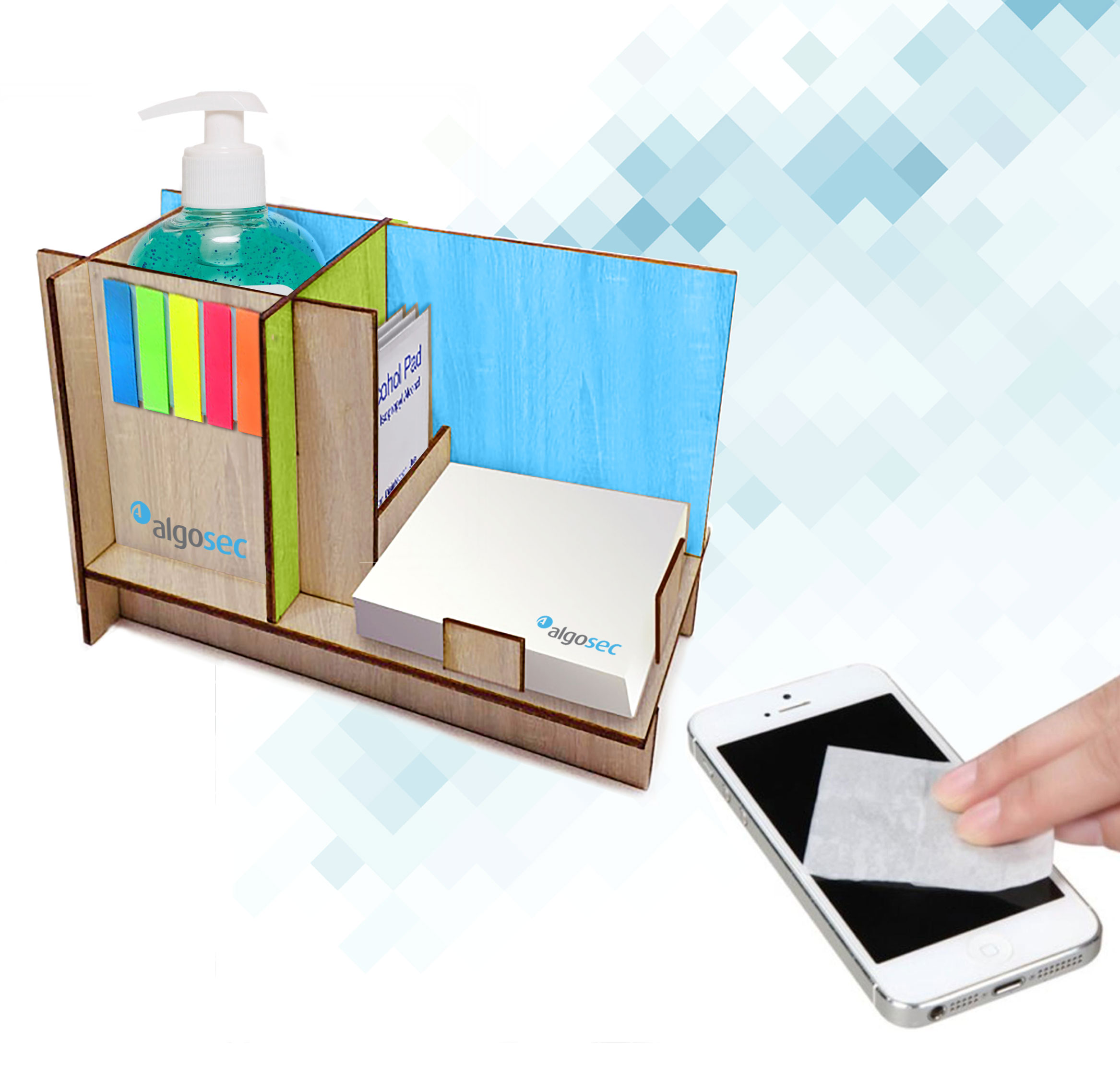 ארגונית ממו ומגבוני חיטוי. 
ארגונית עץ עם דפי ממו, דגלונים ומגבוני חיטוי אלכוהוליים.
