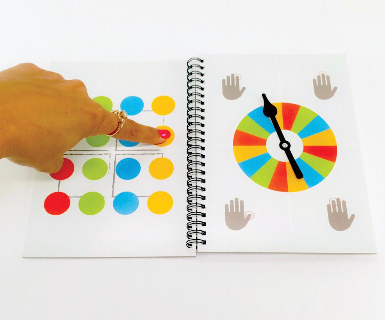 מחברת Finger Twister - מחברת משחק A5 גודל 15.2x21 ס