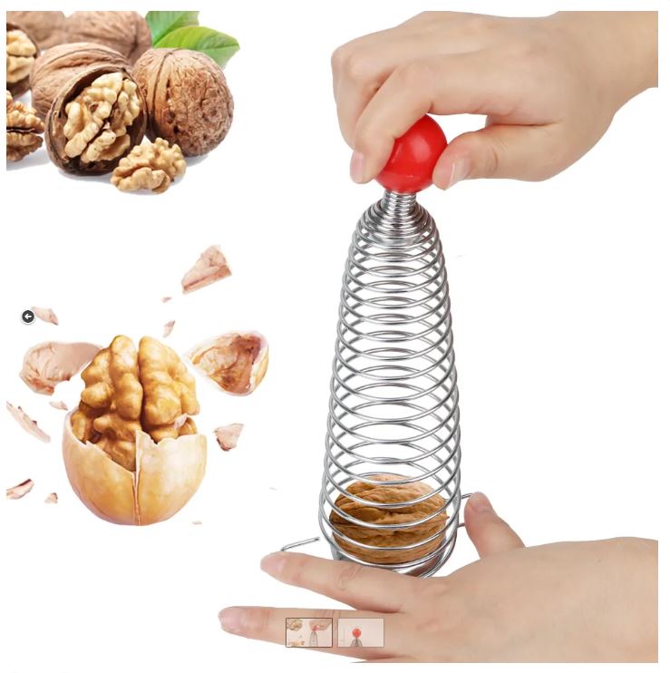 מפצח אגוזים קפיץ – Spring Nutcracker. 
מידות: רוחב 9.5 ס”מ, גובה 9.5 ס”מ, קוטר התחתית 5 ס”מ. 
מפצח אגוזים קפיצי מקורי, מסוגל ויודע לפצח בקלילות אגוזי מלך ואגוזי פקאן בלבד. 