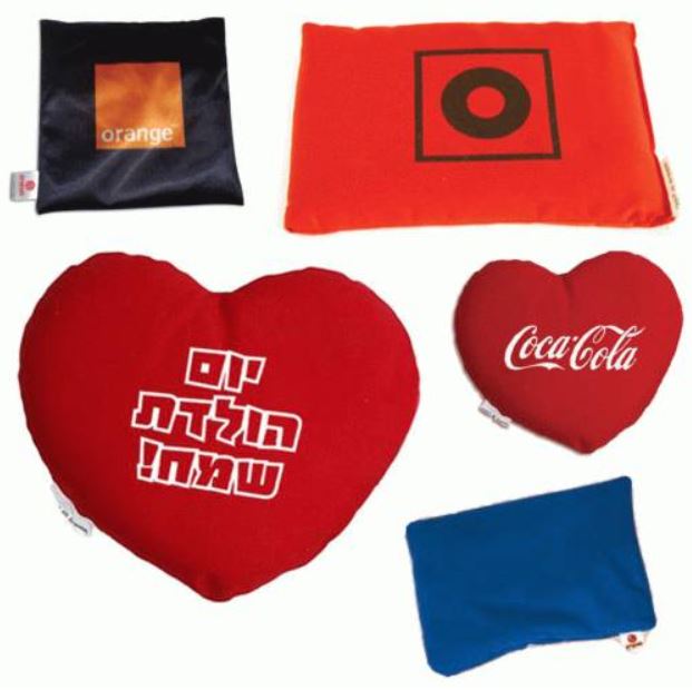 כרית עשויה מבד כותנה 100% טבעי ואקולוגי.
מילוי הכרית בגרעיני פשתן טבעיים כ-450 גרם.