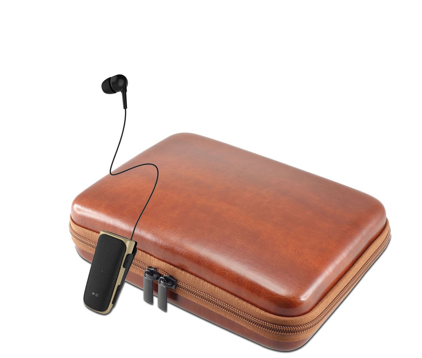 טק - סט למנהל הכולל: 
פריסטייל - דיבורית בלוטוט עם אוזנייה נשלפת  + 
טק-בג גדול - נרתיק דמוי עור לאכסון ולנסיעות.