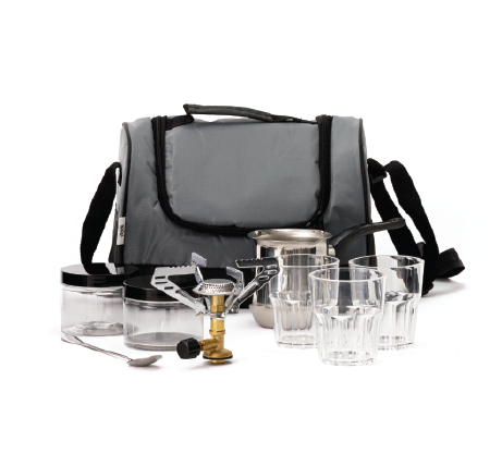 ערכת קפה עם גזייה מוברגת.
הערכה כוללת:
צידנית אישית לאחסון הגזייה והכלים.
גזייה מוברגת.
3 כוסות פלסטיק קשיח.
2 מכלי פלסטיק לאחסון קפה וסוכר.
פינג׳אן נירוסטה.
כפית נירוסטה.