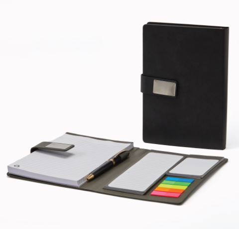 מחברת מכתבייה A5 מעור סיננטי עם אבזם מתכת, 21x15 ס״מ. 
כריכה דמוי עור THERMO PU המאפשרת חריטת לייזר או הטבעת חום. 
אבזם מתכת ניתן למיתוג על ידי חריטה. 
80 עמודים. 
כולל פתקי ממו וסימניות. 
