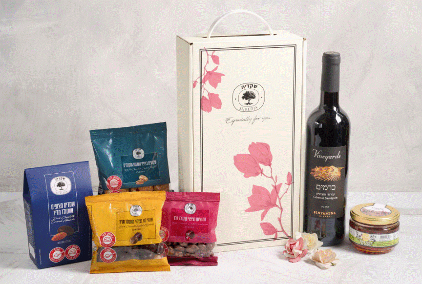 מארז תמר המכיל: 
יין אדום, קברנה סובניון בנימינה/ כרמים, 750 מ