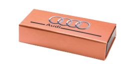 מארז טרפז עם שלישיית בנץ חלב.  
גודל המוצר: 5.12x 5.4 גובה 5.2 ס״מ. 