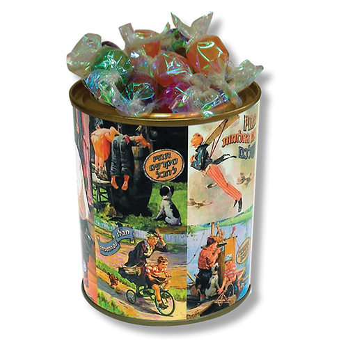 מתנה קטנה ומתוקה – פחית עם סוכריות: פחית במילוי 25 סוכריות יהלום.
גודל פחית 8×7.5 ס